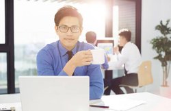 अर्थशास्त्र के क्षेत्र में बनाएं भविष्य