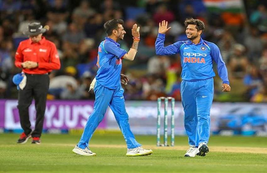 shikhar dhawan, yuzvendra chahal, yuzvendra chahal vs shikhar dhawan, ind vs aus
