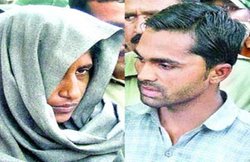 मजदूर से शादी के लिए बन गई हत्यारिन, प्रेंग्नेंट लड़की ने अपने ही घर के 10 लोगों की ले ली थी जान