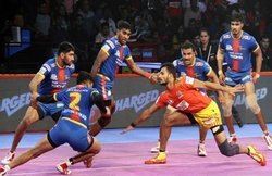 Pro Kabaddi 2018 Qualifier 2, Gujarat Fortunegiants vs UP Yoddha: गुजरात फार्च्यूनजाएंट्स लगातार दूसरी बार फाइनल में पहुंची, यूपी योद्धा को 38-31 से हराया