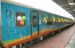 IRCTC: हमसफर एक्‍सप्रेस का किराया ही नहीं, मेल/एक्‍सप्रेस की तुलना में कॉफी भी है महंगी, जानिए रेट