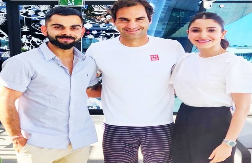 विराट कोहली, रोजर फेडरर और अनुष्का शर्मा। (फोटो सोर्स- ट्विटर/विराट कोहली)