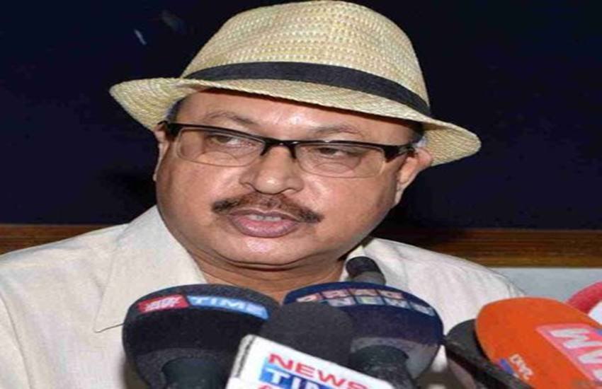 भारतीय जनता पार्टी के प्रवक्ता मेहदी आलम बोरा ने इसके विरोध में मंगलवार को पार्टी के सभी पदों से त्याग पत्र दे दिया।