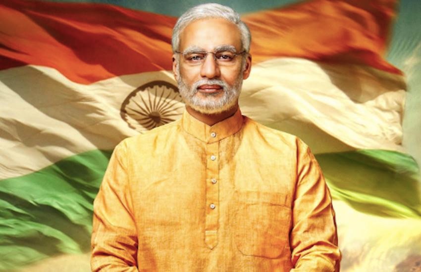 अभिनेता विवेक ओबेरॉय के द्वारा ट्वीट किया गया पीएम मोदी की बायोपिक का पोस्टर। (Image Source: Twitter/@vivekoberoi)