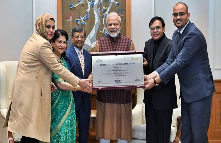 मार्केंटिंग गुरु फिलिप कोटलर ने अवार्ड के लिए प्रधानमंत्री नरेंद्र मोदी को बधाई दी है (Photo-PTI)