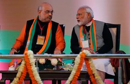 modi with shah