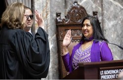 हाथों में गीता, होठों पर‍ जय हिन्‍द: बिहार की बेटी अमेरिका में बनी सीनेटर