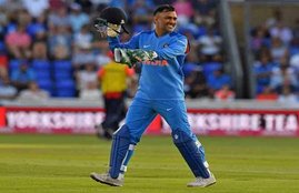 ms dhoni, ms dhoni video, ranchi temple, dewri temple and ms dhoni, ind vs aus odi series