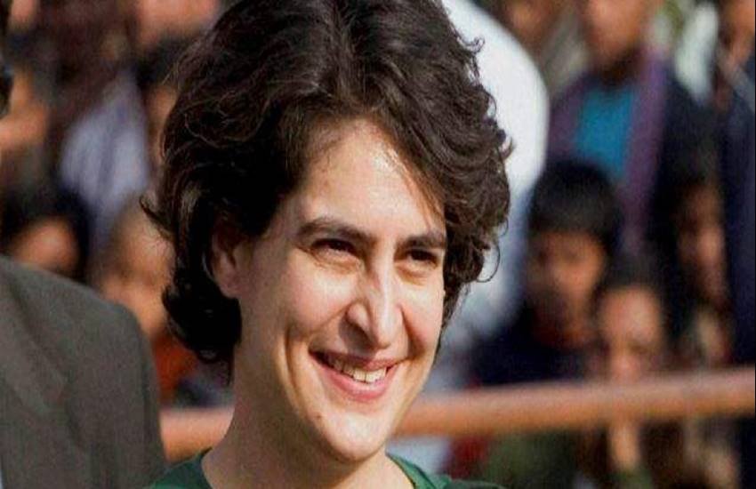 कांग्रेस की महासचिव बनीं प्रियंका गांधी 