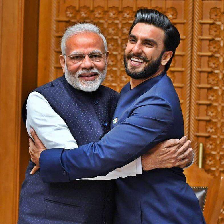 pm narendra modi, ranveer singh, alia bhatt, karan johar, modi, pm narendra modi bollywood, ranbir kapoor, alia bhatt, varun dhawan, rohit shetty, rajkummar rao, vicky kaushal, ayushmann khurrana, bhumi pednekar, sidharth malhotra