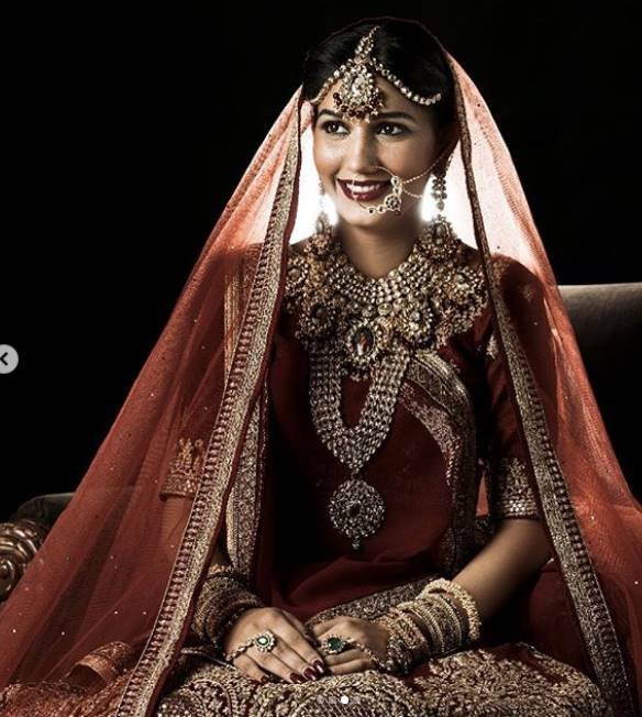 "Sapna Chaudhary, Bigg Boss 11 Contestant Sapna Chaudhary, Sapna Chaudhary Bridal Photoshoot, Sapna Chaudhary Hot Songs, Sapna Choudhary, Sapna Choudhary Modern Look, Sapna Choudhary Dance Video, Sapna Choudhary Bhojpuri, Sapna Choudhary Haryanvi, sapna chaudhary, sapna choudhary, sapna chaudhary song, sapna chaudhary dance, sapna chaudhary dance video, sapna chaudhary stage show, sapna chaudhary performance, sapna chaudhary viral video, sapna chaudhary viral song, sapna chaudhary dance, khesari lal yadav, theek hai song, thik hai song, viral bhojpuri song, thik hai song, bollywood news,