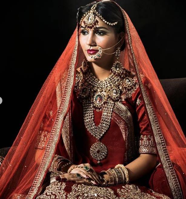 "Sapna Chaudhary, Bigg Boss 11 Contestant Sapna Chaudhary, Sapna Chaudhary Bridal Photoshoot, Sapna Chaudhary Hot Songs, Sapna Choudhary, Sapna Choudhary Modern Look, Sapna Choudhary Dance Video, Sapna Choudhary Bhojpuri, Sapna Choudhary Haryanvi, sapna chaudhary, sapna choudhary, sapna chaudhary song, sapna chaudhary dance, sapna chaudhary dance video, sapna chaudhary stage show, sapna chaudhary performance, sapna chaudhary viral video, sapna chaudhary viral song, sapna chaudhary dance, khesari lal yadav, theek hai song, thik hai song, viral bhojpuri song, thik hai song, bollywood news,