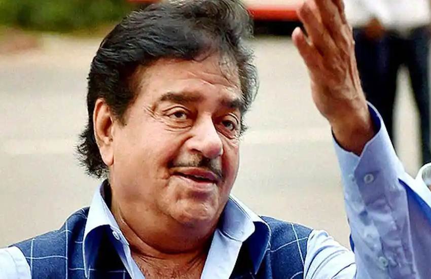 The Kapil Sharma Show, Kapil sharma, The Kapil Sharma show Shatrughan sinha, The Kapil Sharma Show Sunday episode, The Kapil Sharma Show episode, poonam sinha, poonam sinha Shatrughan sinha Love story