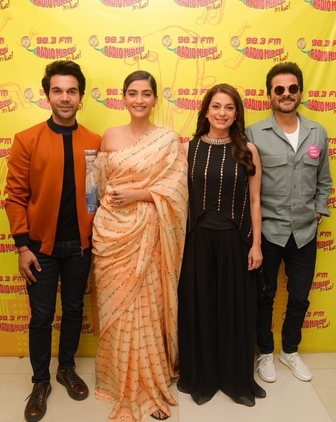 Sonam Kapoor, Masaba Gupta, ELKDTAL, Tamil Print Sari, Rhea Kapoor, Ek Ladki Ko Dekha To Aisa Laga,Sonam Kapoor Films, Sonam Kapoor Husband