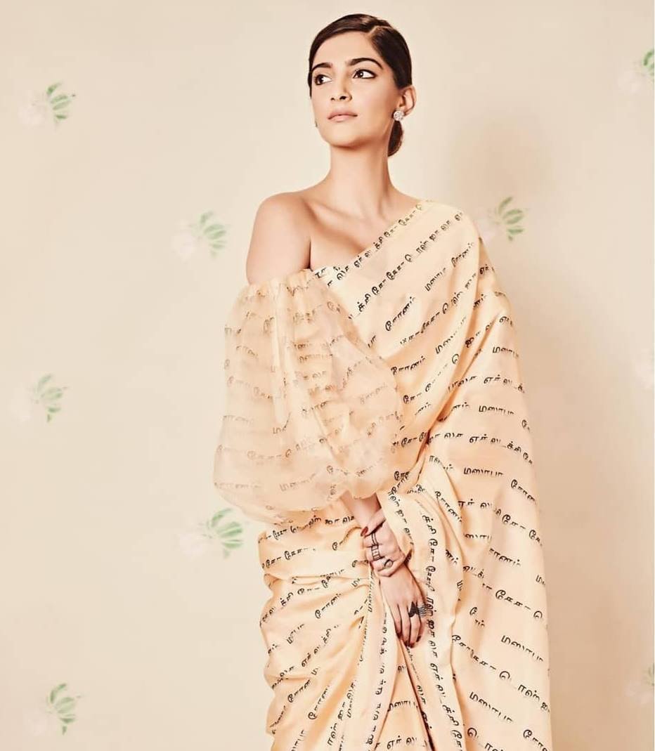 Sonam Kapoor, Masaba Gupta, ELKDTAL, Tamil Print Sari, Rhea Kapoor, Ek Ladki Ko Dekha To Aisa Laga,Sonam Kapoor Films, Sonam Kapoor Husband