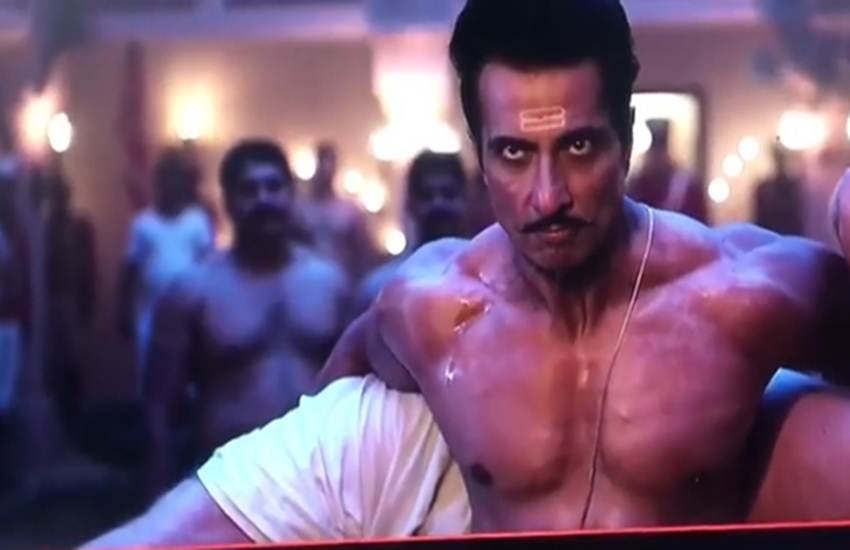 manikarnika a video of Sonu Sood, Manikarnika leaked online, kangana ranaut, sonu sood, manikarnika, kangana ranaut, ,manikarnika a video of Sonu Sood from Manikarnika leaked online see his perfect look kangana ranaut, sonu sood, manikarnika, kangana ranaut