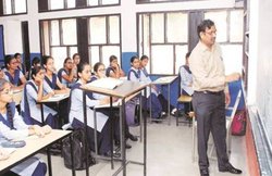 यहां होनी है अध्यापक पदों पर भर्ती, जानें डिटेल्स और करें आवेदन