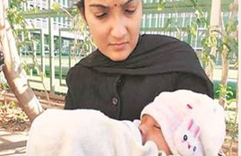 delhi, woman, baby