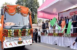 जम्मू कश्मीर और हिमाचल के साथ CM योगी ने किया करार, कुंभ से कटरा की मिलेगी सीधी बस सेवा