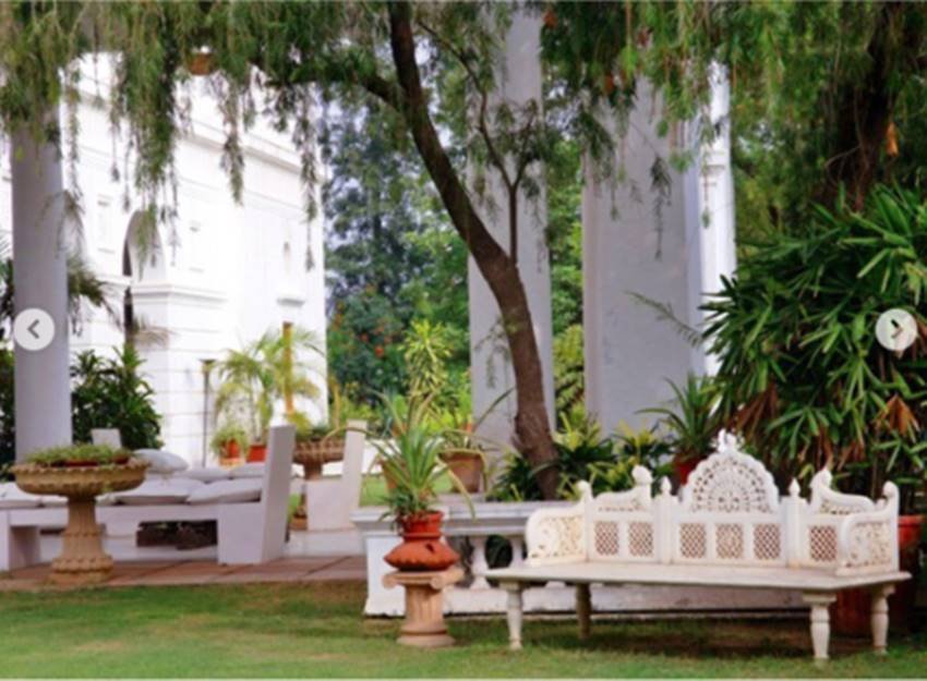 साल 2005 से लेकर 2014 तक यह निमराना होटल के नाम से जाना जाता था।