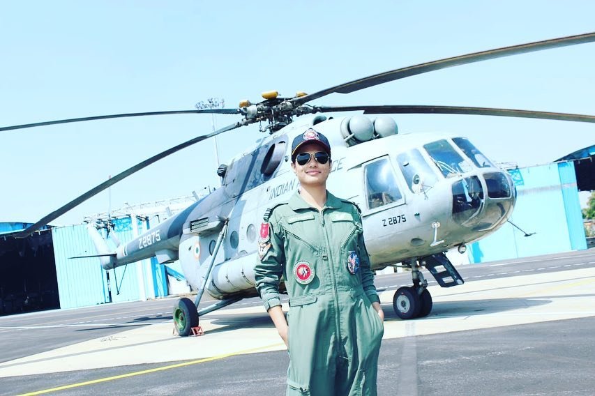 indian woman flight engineer,Flight Lieutenant,hina jaiswal,Yelahanka,Indian Air Force,Panjab University