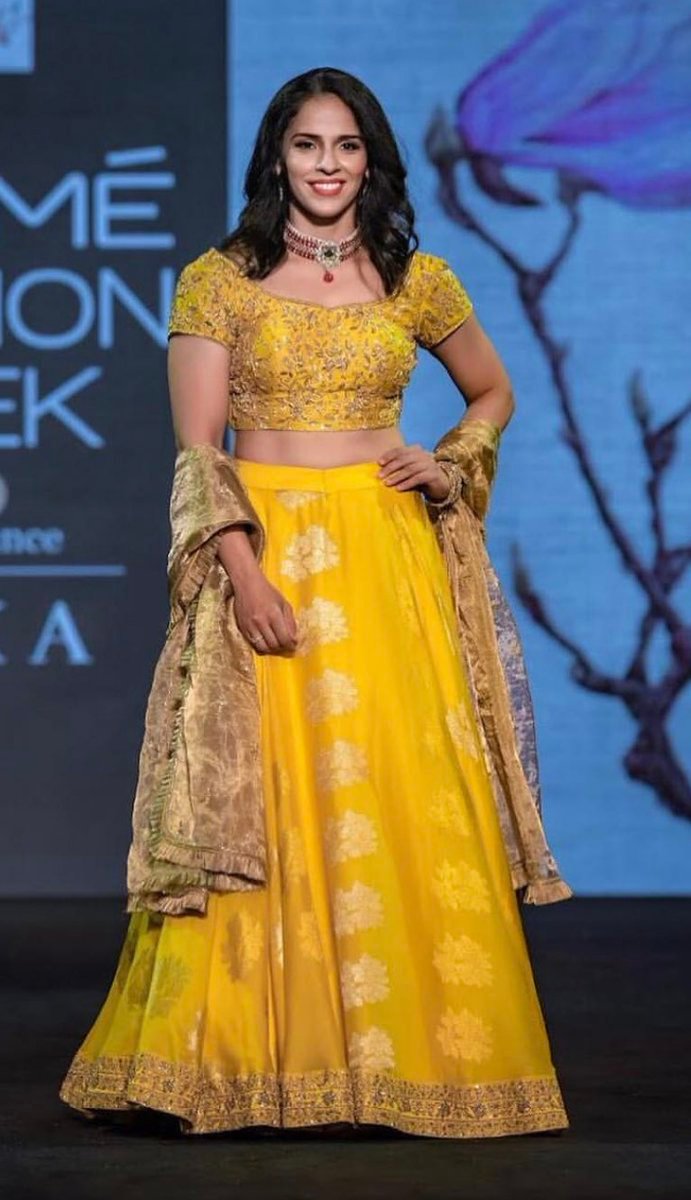 Saina nehwal on ramp walk, lakme fashion week 2019, Pv Sindhu at ramp, geeta phogat walk on ramp, sania mirza, sania mirza tennis, sania mirza fashion, sania mirza in fashion week, sania mirza jewellery week, sania mirza show stopper, sania mirza ramp walk