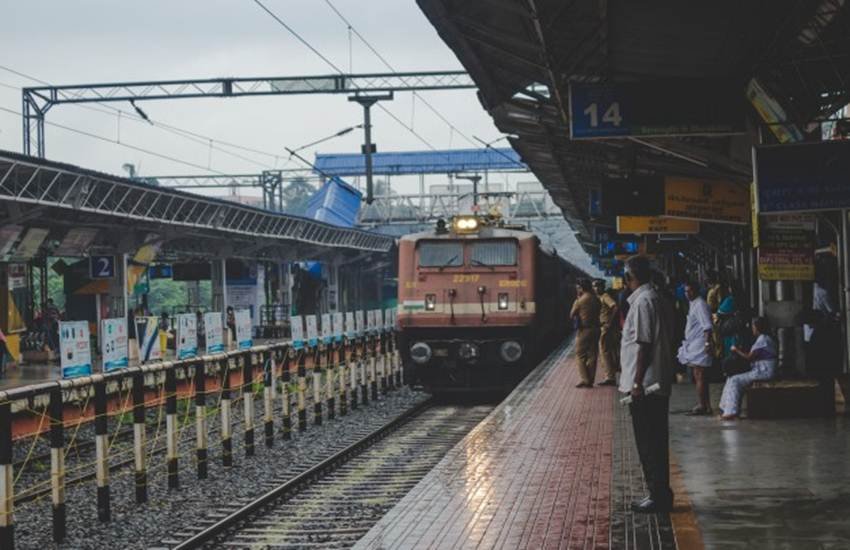 Indian Railways Platform Ticket, Railway Platform Ticket, Platform Ticket, Rules and Regulations, Ticket Checker, Ticket Checking Staff, Utility News, Hindi News