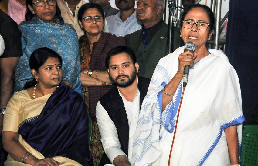 mamata banerjee dharna, mamata banerjee dharna in kolkata, cbi director, 2019 cbi director news