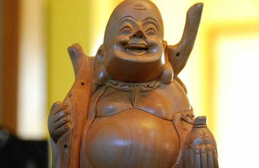 Laughing Buddha, who was Laughing Buddha, feng shui tipsTips Laughing Buddha, feng shui tips for money luck, feng shui tips for home, feng shui bedroom, feng shui bedroom colors, northeast bedroom feng shui, vastu shaastra, feng shui tips, vastu tips, religion news