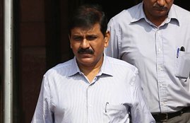 M Nageshwar Rao, Former CBI Interim Director, Raid, Kolkata Police, Kolkata, Salt Lake, Angelina Mercantile Pvt Ltd, Wife, Company, West Bengal, State News, Hindi News