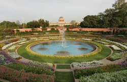 Mughal Garden Online Ticket Booking: कहां से और कैसे मिलेगा टिकट, जानें हर डिटेल