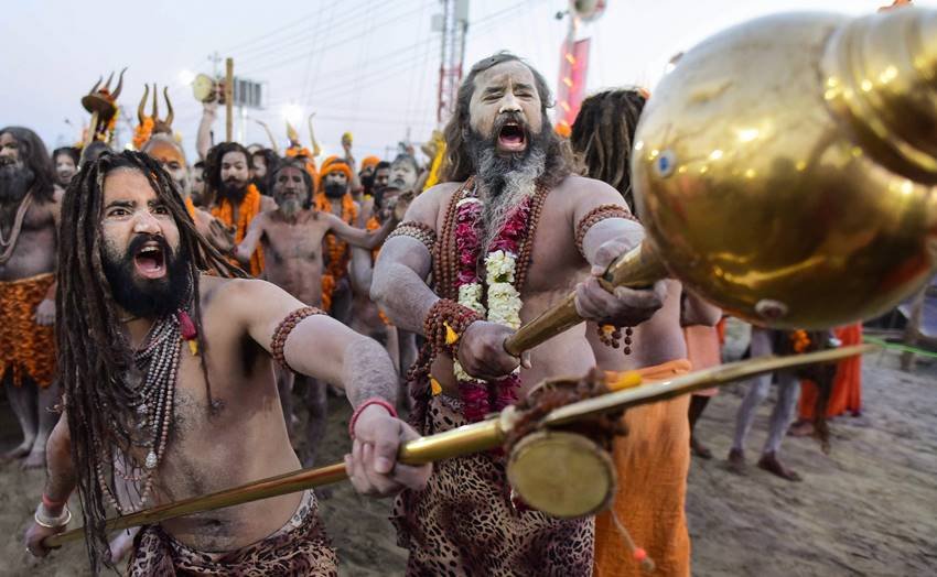 Kumbh mela, amit shah at kumbh mela, yogi adityanath, Kumbh mela holy dip,kumbh mela, kumbh mela 2019, kumbh mela prayagraj, basant panchami, ganga, sangam, holy dip, kumbh mela devotees