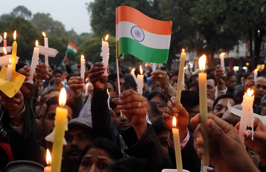Pulwama Terror Attack, Pulwama Attack, Haryana, Ambala, Village Panchayat, Kashmiri People, Kashmiri Students, Rent, House, Landlords, State News, National News, Hindi News, पुलवामा आतंकी हमला, जम्मू-कश्मीर, हरियाणा, अंबाला, ग्राम पंचायत, कश्मीरी, किराएदार, मकान मालिक, राज्य समाचार, हिंदी समाचार