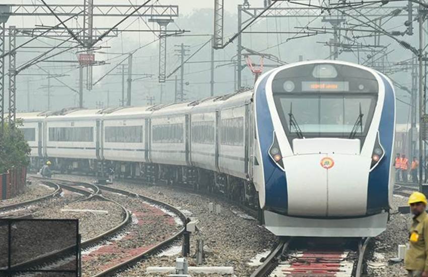 train 18, train 18 route, train 18 ticket price, train 18 time table, vande bharat express, vande bharat express route, vande bharat express timing, vande bharat express seat availability, vande bharat express fare, irctc, irctc train schedule, ट्रेन 18, वंदे भारत एक्सप्रेस, हिंदी समाचार, राष्ट्रीय समाचार