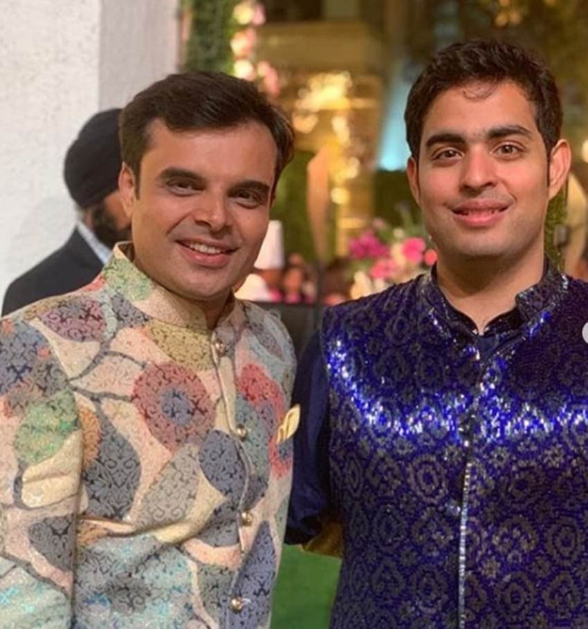 Akash ambani, shloka mehta, akash and shloka, akash ambani and shloka mehta wedding, akash ambanis bachelor, isha ambani, jio, reliance, आकाश अंबानी, श्लोका मेहता