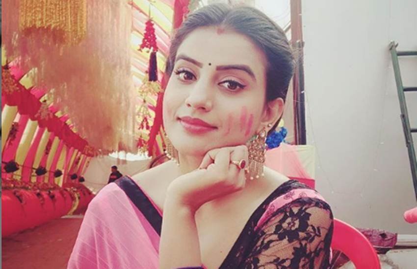 AKSHARA SINGH, Akshara singh, actress Akshara singh, bhojpuri,Bhojpuri Video Song,Hamaar Bhojpuri,bhojpuri song,Item Song,webmusic Bhojpuri,video bhojpuri,Raate Diya Butake,,webmusic,Romantic Song,Veegeeaudio, viral video, webmusic song,Vee Gee Audio, Bhojpuri Sangeet,Wave music,bhojpuriwave,Bhojpuri Masala,web music,bhojpuri songs,Pawan Singh Amarpali Dubey,Bhojpuri Song,video bhojpuri song