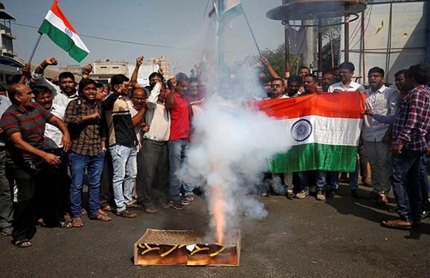 indian army attack, surgical stike, indian army, surgical strike today, indian army attack on pakistan, india attack on pakistan, indian airf force, mirage 2000 india air force, india pakistan news, indian air force news, india attack on pakistan today, india pakistan attack, indian air force aerial strike, india army latest news, india attack on pakistan today, india pakistan latest news