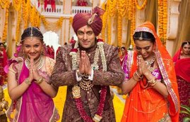 Tabu, swara bhaskar, jansatta photo gallery, neelam, salman khan real sister, ashika bhatia, deepshikha