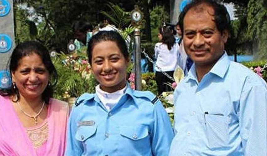indian woman flight engineer,Flight Lieutenant,hina jaiswal,Yelahanka,Indian Air Force,Panjab University