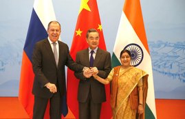 China FM with Indian FM
