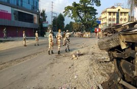 Arunachal Pradesh, Arunachal Pradesh BJP Government, BJP Government, Permanent Residency Move, Protest, Chowna Mein, curfew, CISF, Indo-Tibetan Border Police, अरुणाचल प्रदेश, स्थानीय निवासी प्रमाण-पत्र, फायरिंग, कर्फ्यू, प्रदर्शन, नामसाई, चांगलांग