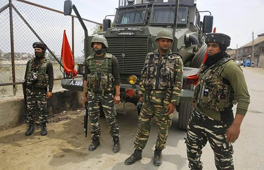 kashmir, kashmir terror attack, kashmir terror attack news, jammu and kashmir terror attack, awantipora kashmir, awantipora kashmir terror attack, awantipora kashmir terror attack news, awantipora kashmir terrorist attack, pulwama attack, pulwama attack today on crpf, pulwama attack news, kashmir pulwama attack, Home ministry, air travel, Delhi-Srinagar, Srinagar-Delhi, Jammu-Srinagar, Srinagar-Jammu, Central Armed Paramilitary Forces