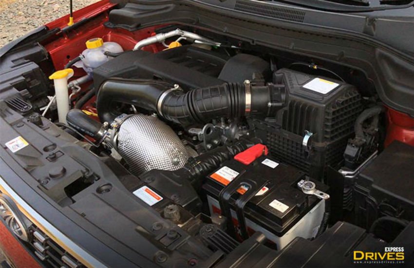 Mahindra XUV300 First Drive Review