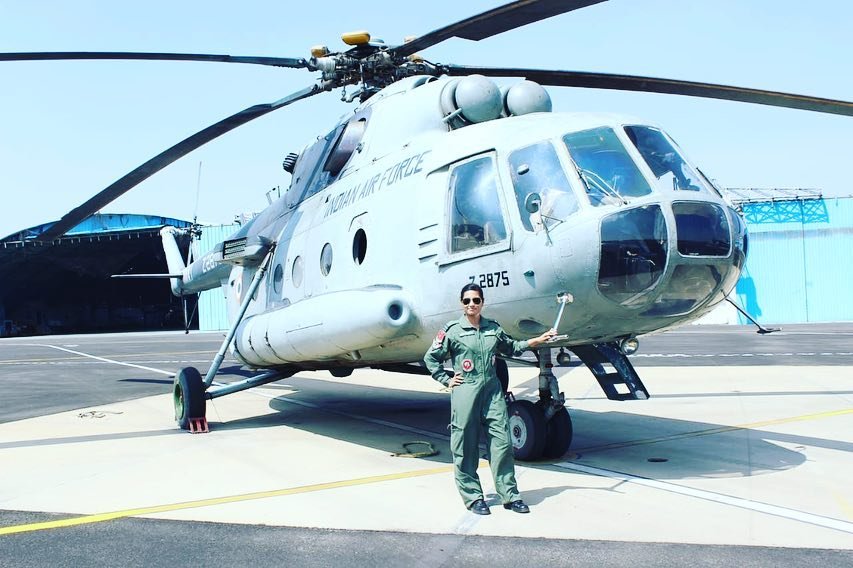 indian woman flight engineer,Flight Lieutenant,hina jaiswal,Yelahanka,Indian Air Force,Panjab University
