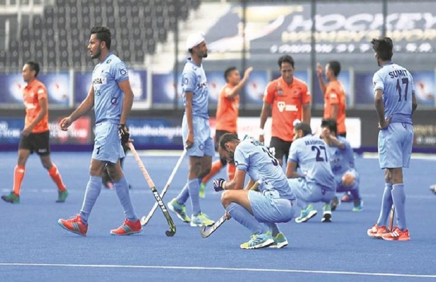 हॉकी इंडिया ने राष्ट्रीय कैम्प के लिए 34 खिलाड़ियों का चयन किया
(source: indian express )