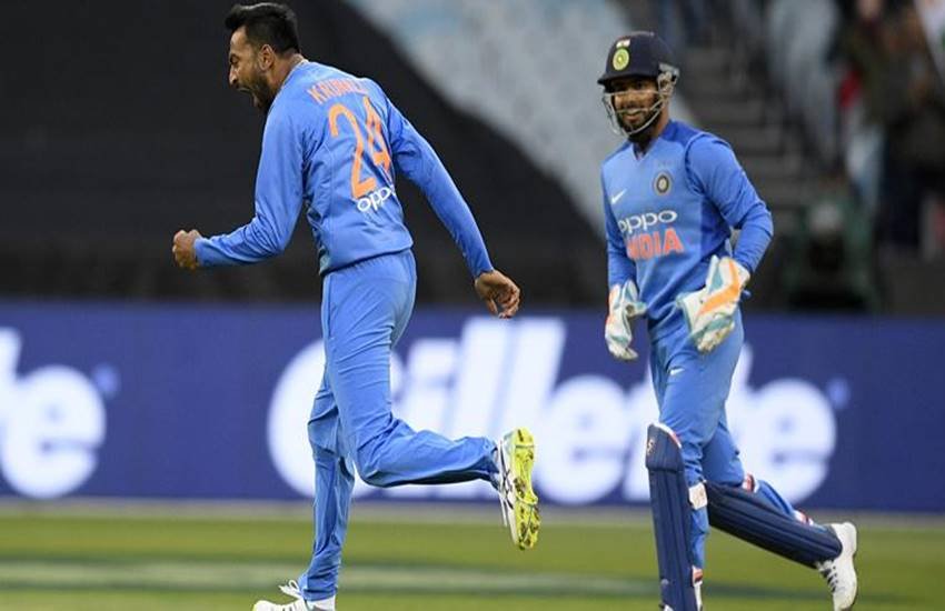 क्रुणाल पंड्या और ऋषभ पंत। (फोटो सोर्स- एपी)