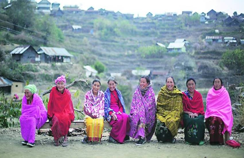 महिलाओं को बराबरी का हक किसी भी सभ्य समाज में आम होना चाहिए।
(फोटो सोर्स ; Indian Express)