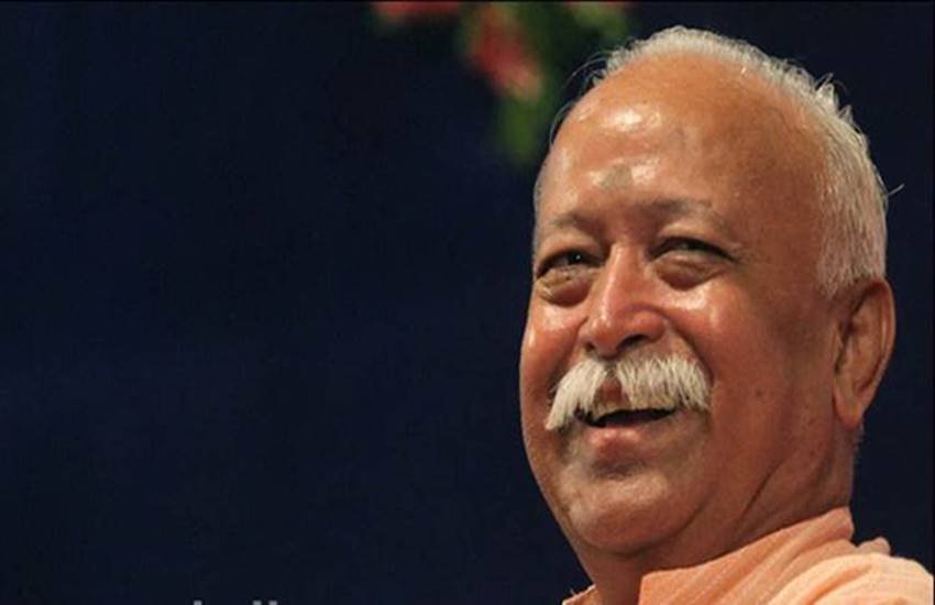 राष्ट्रीय स्वयंसेवक संघ के मुखिया मोहन भागवत
(फोटो सोर्स : Indian Express)