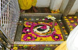 तो मुगलों के डर से यहां छिपा दिया गया था असली शिवलिंग? मशहूर शिव मंदिर के नीचे मिला तहखाना
