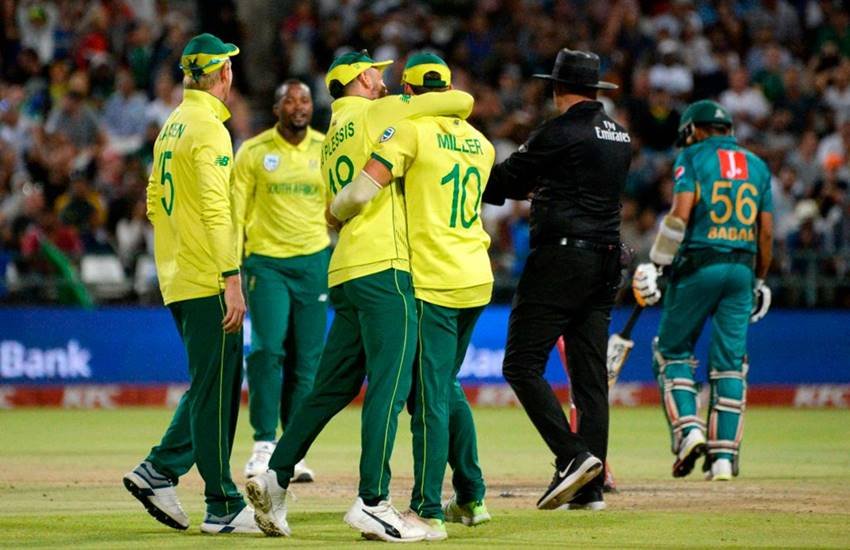 दक्षिण अफ्रीका ने पहले टी20 मैच में पाकिस्तान को 6 रन से हराया (Image Source: Twitter/@ICC)